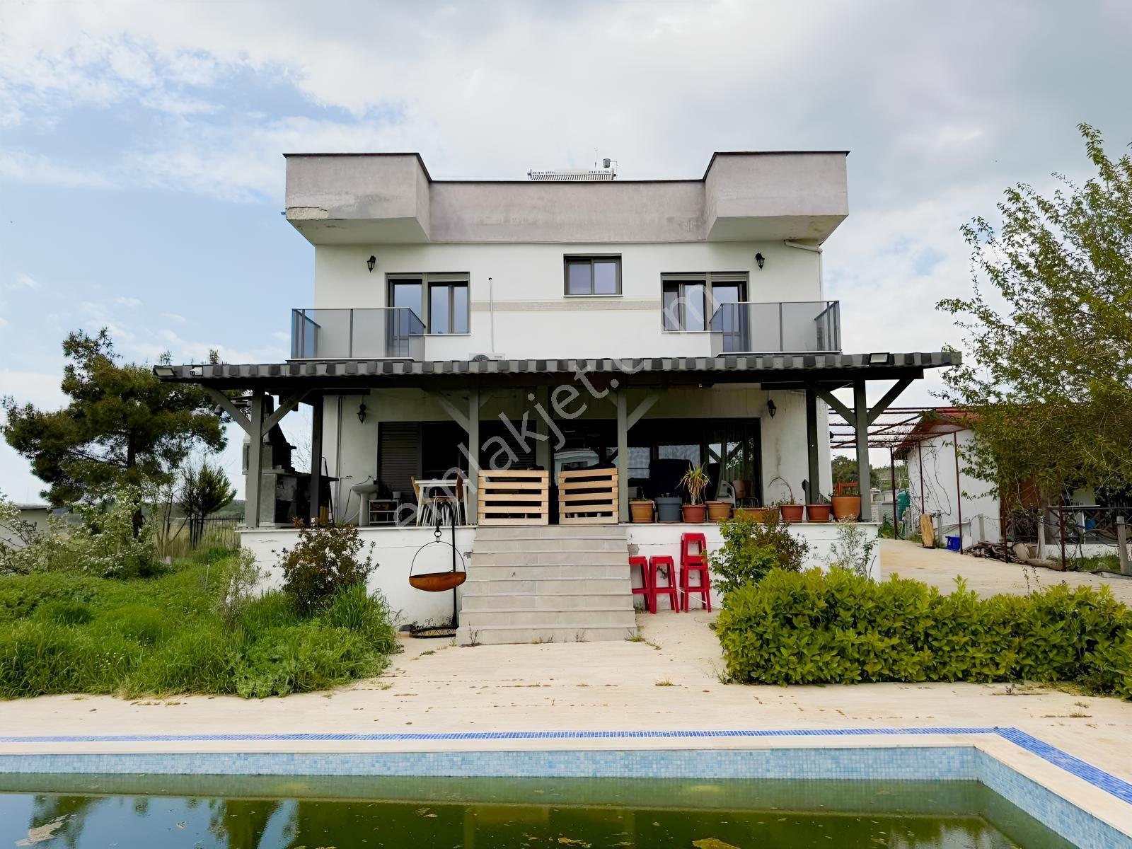 Buca Karacaagac'ta 1375 M2arsa İcinde 4+1 Havuzlu Lüx Villa - Görsel 31