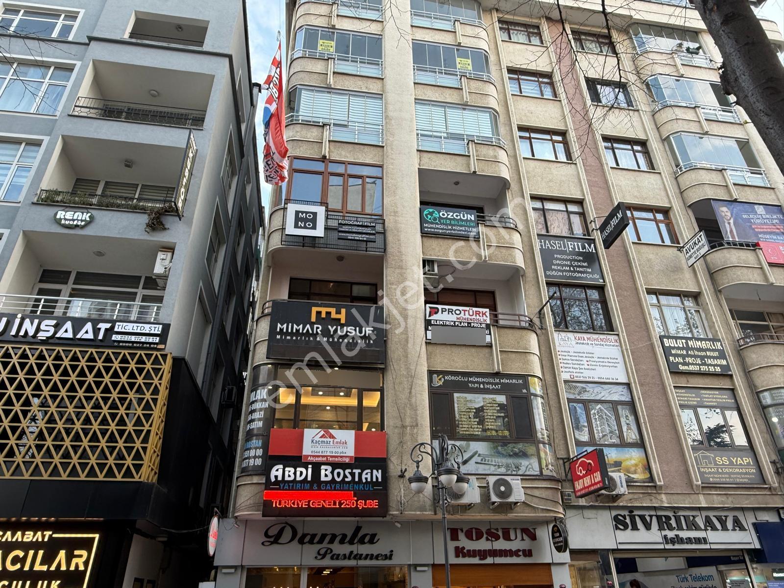 Akçaabat Merkezde Devren Satılık Ofis - Görsel 11