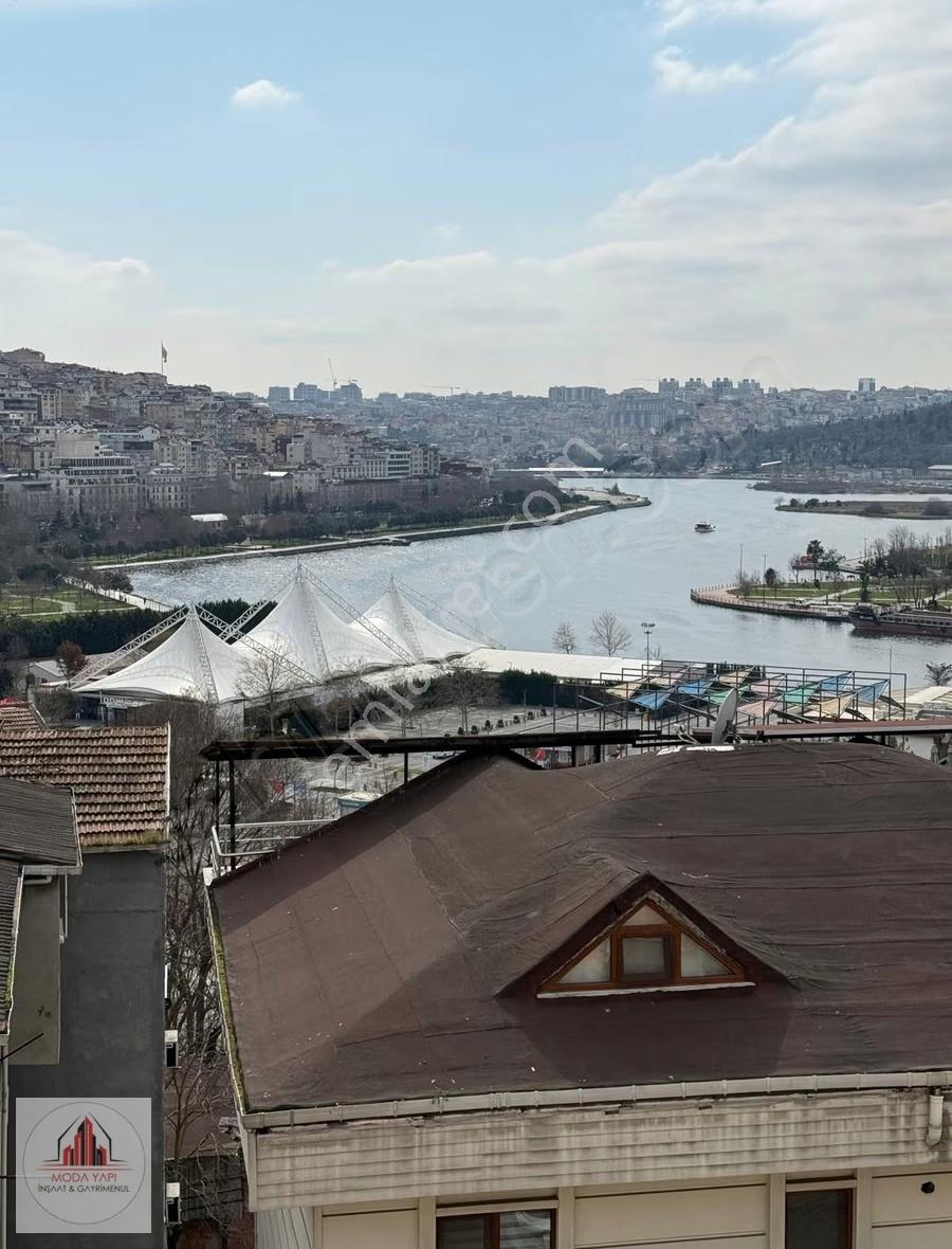 Clarıon Otel Yanı 2+1 A.mutfaklı Haliç Manzaralı Sıfır Dubleks..