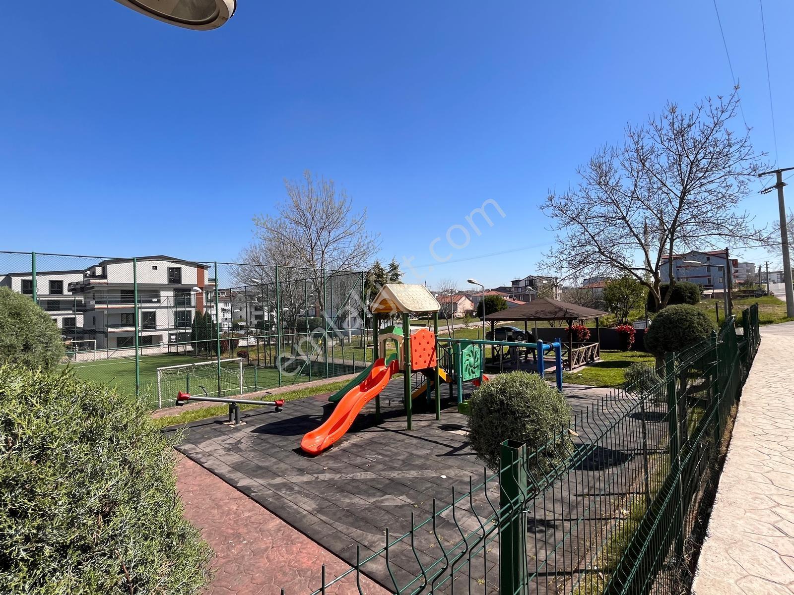 Başiskele Yeşilyurt 3+1 Eşyalı Kiralık Daire - Görsel 13