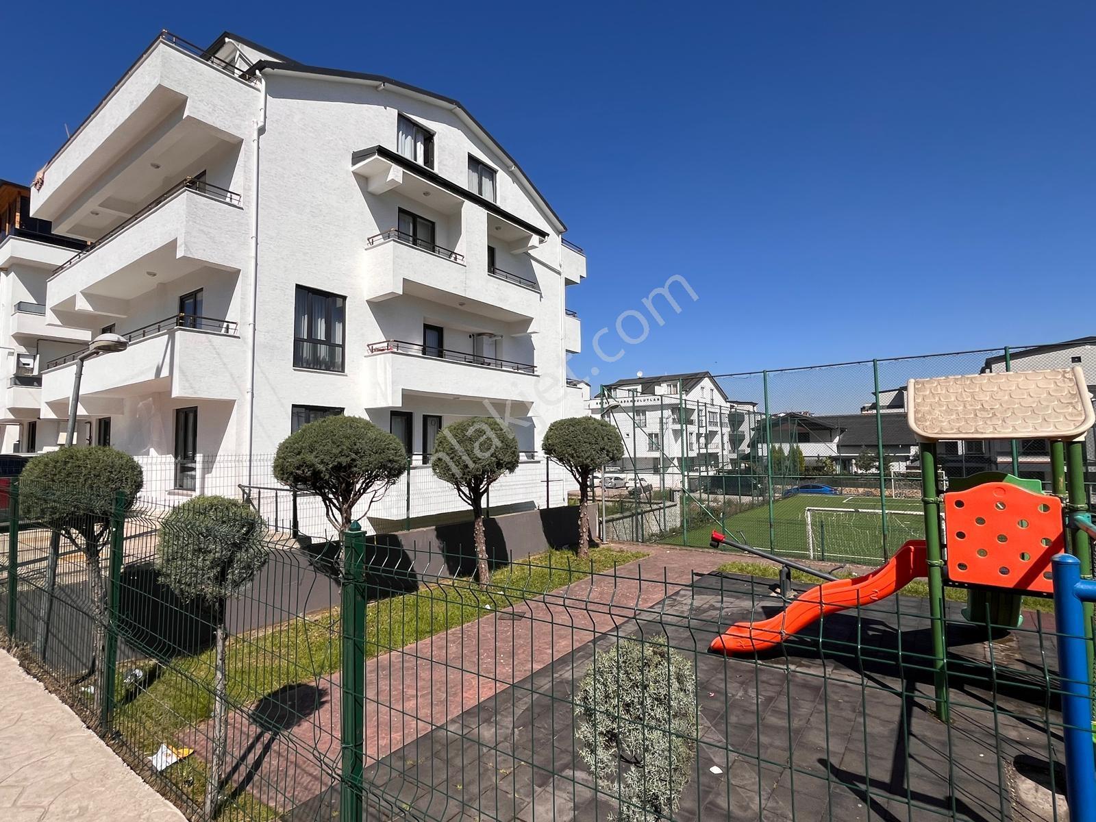 Başiskele Yeşilyurt 3+1 Eşyalı Kiralık Daire - Görsel 12