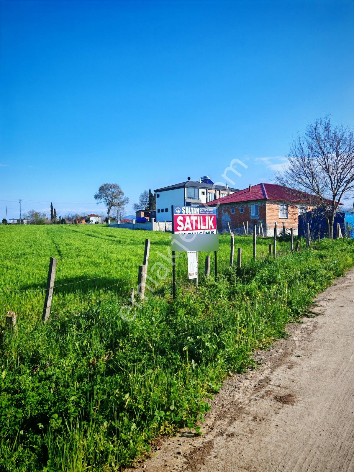 Evren Uşağı Merkezinde Köy Yerleşim İçinde Satılık Tarla - Görsel 9