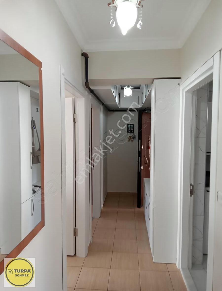 Menderes'te Harika Manzaralı, Konforlu 2+1 Daire - Görsel 4