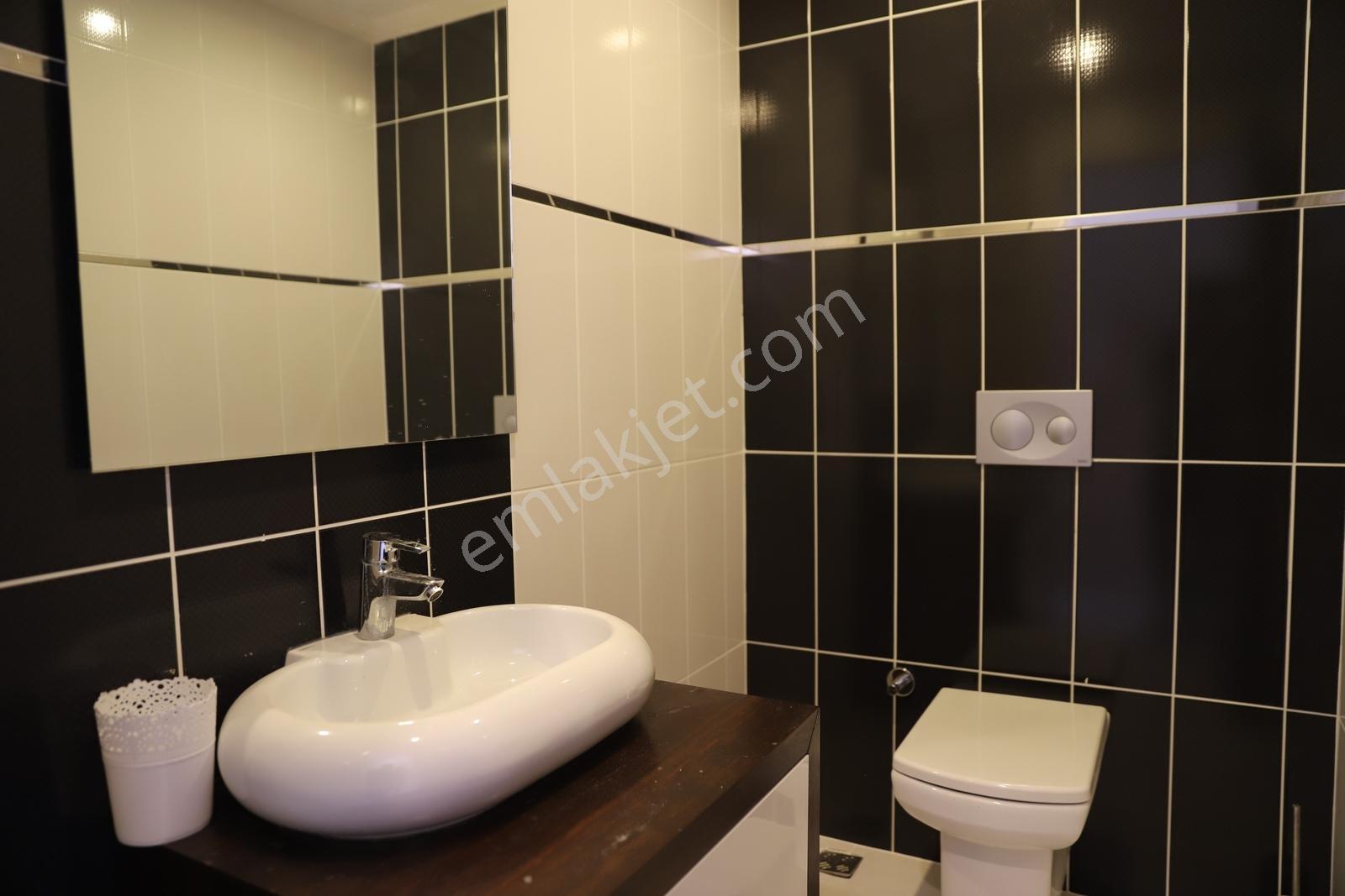 Göynükte Havuzlu Site İçinde Eşyalı 4+1 Tripleks Kiralık Villa - Görsel 16
