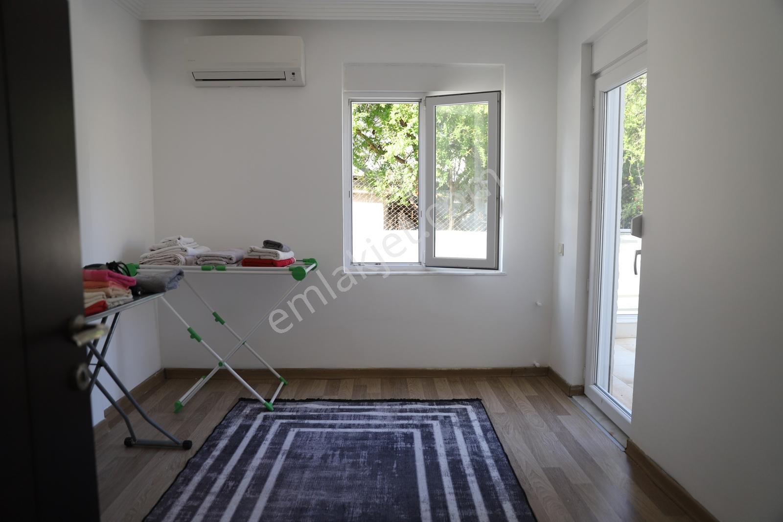 Göynükte Havuzlu Site İçinde Eşyalı 4+1 Tripleks Kiralık Villa - Görsel 26