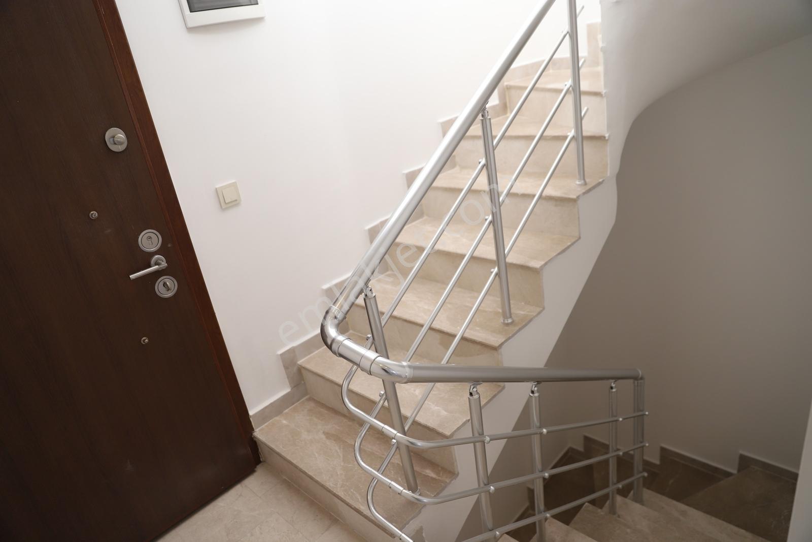 Göynükte Havuzlu Site İçinde Eşyalı 4+1 Tripleks Kiralık Villa - Görsel 28