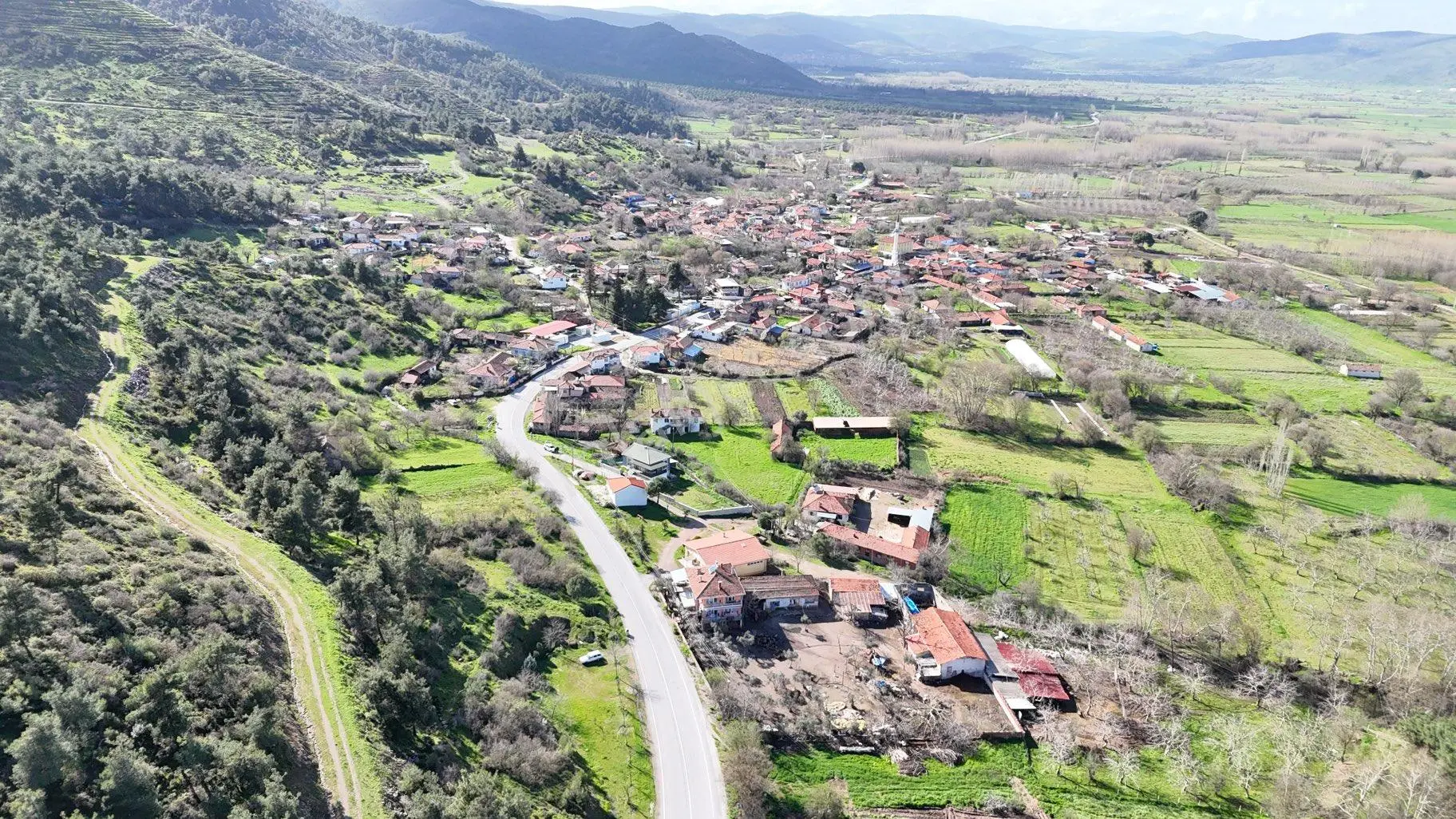 Sındırgı Kozlu Mh De Satılık Müstakil Ev - Görsel 2