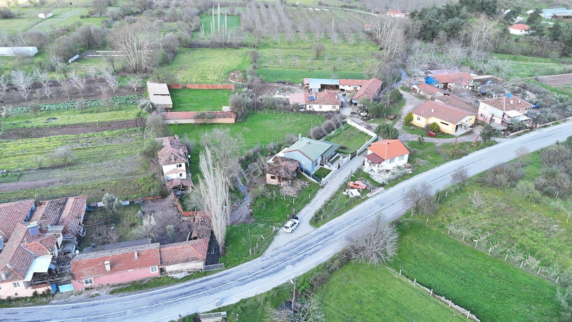 Sındırgı Kozlu Mh De Satılık Müstakil Ev - Görsel 11