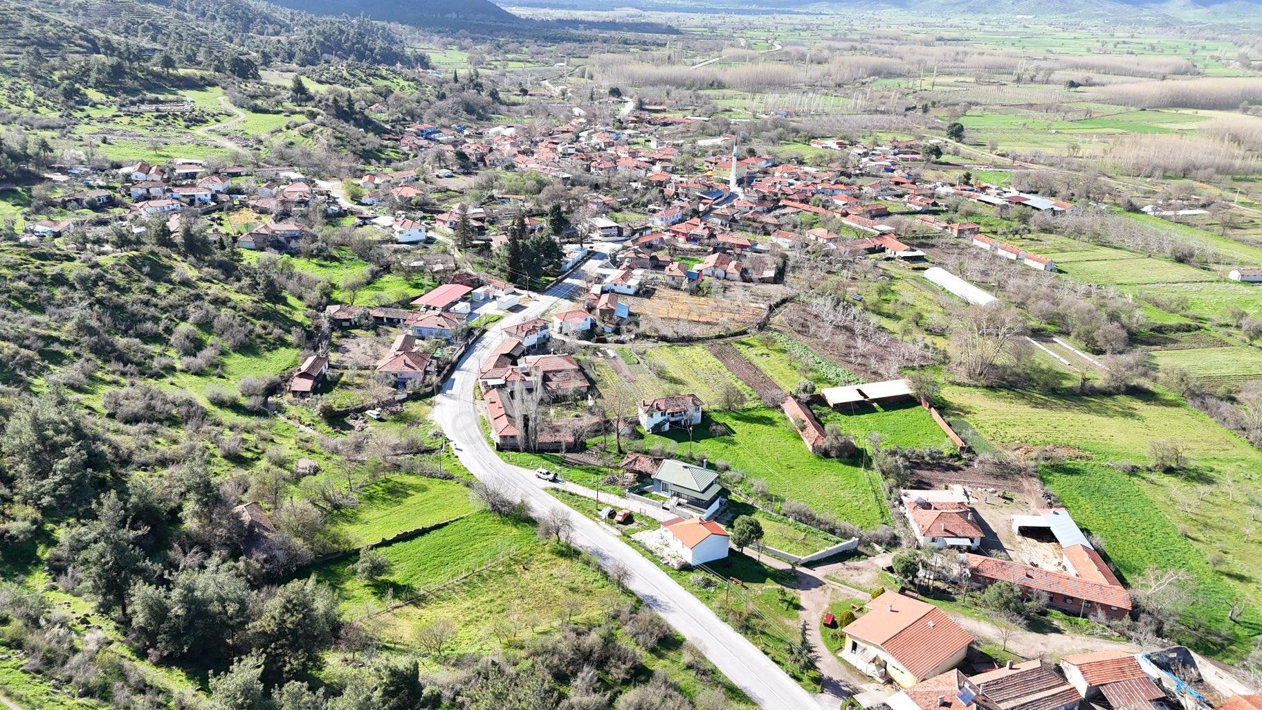 Sındırgı Kozlu Mh De Satılık Müstakil Ev - Görsel 8
