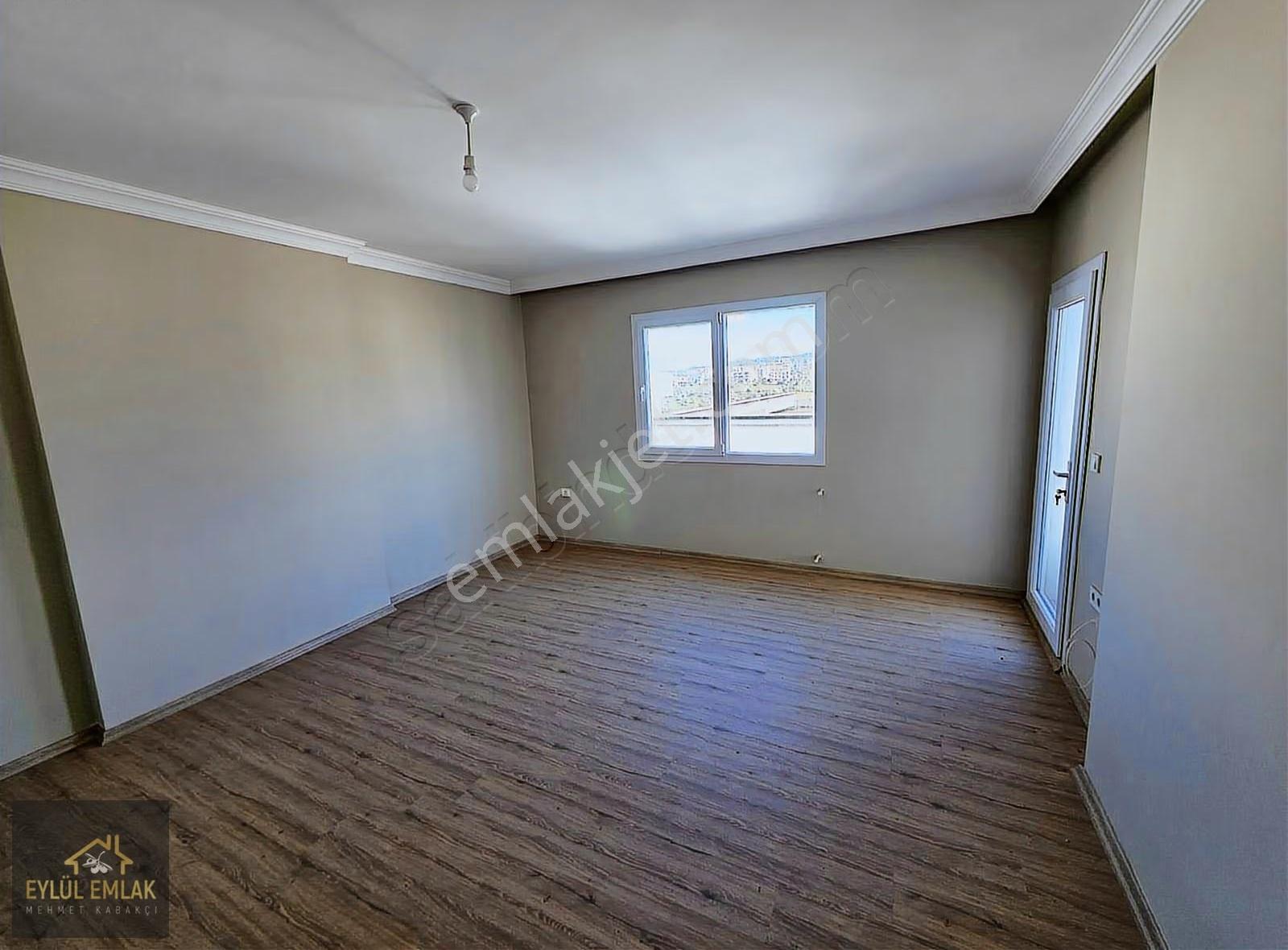 Mumcular Merkezde Kiralık 2+1 Orta Kat Daire - Görsel 5