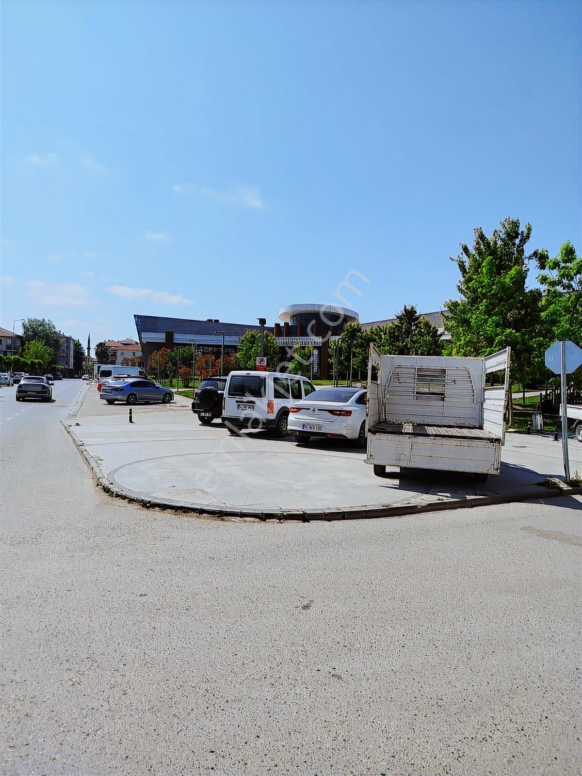 Karasu Plaj Caddesi 3+1 Mutfak Ayrı Daire - Görsel 3
