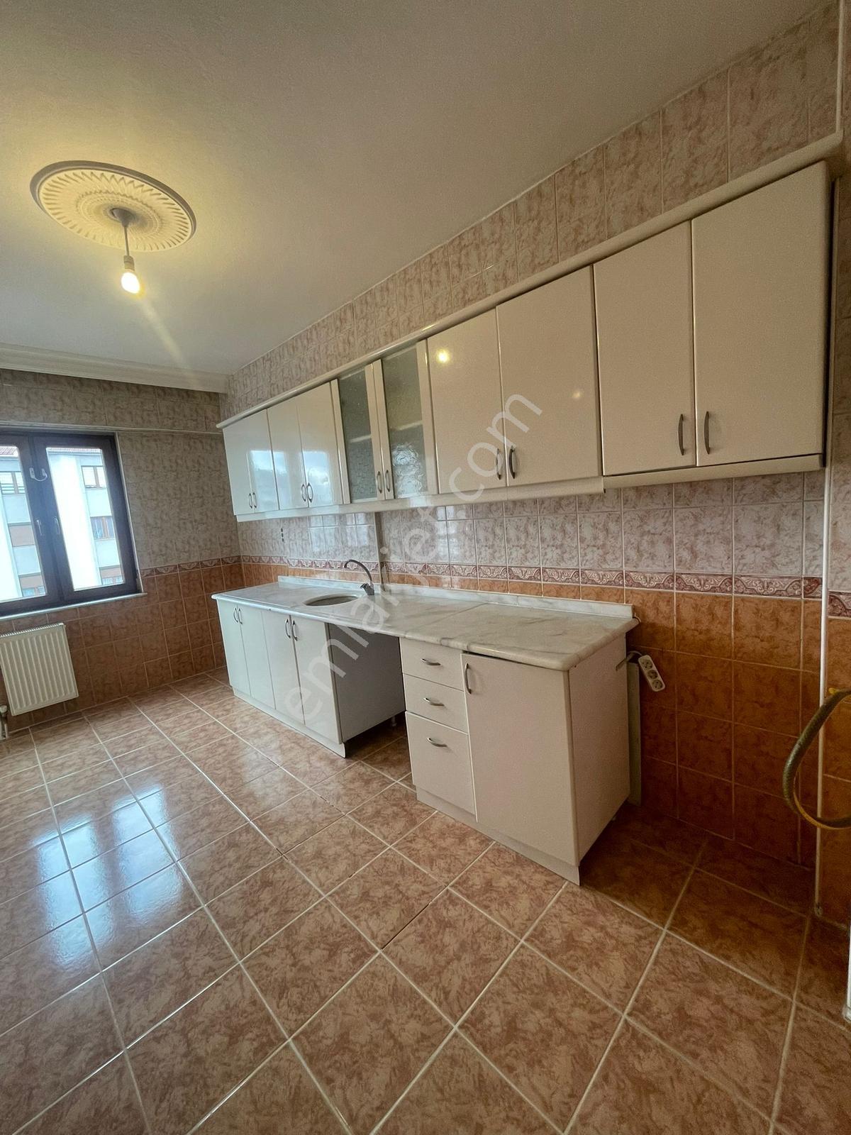 Gültepe Mh Mustafa Şimşek Blv Merkeze Yakın 3+1 Kiralık Daire - Görsel 23