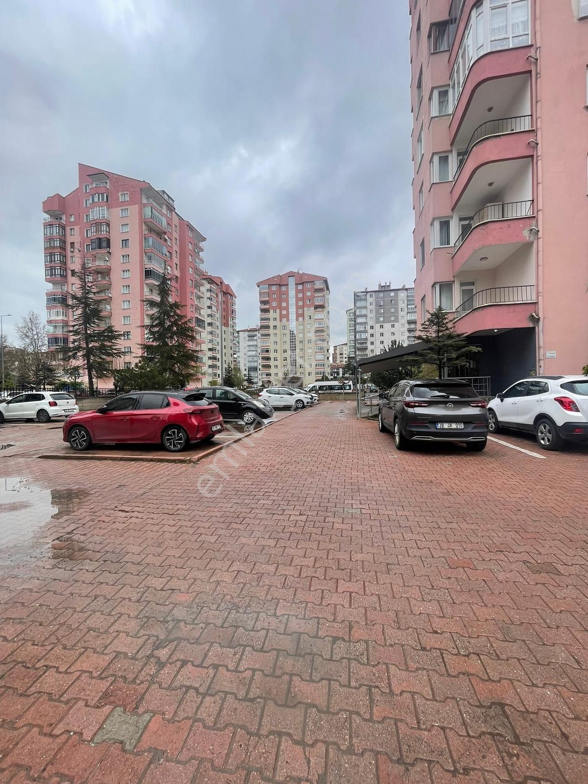 Gültepe Mh Mustafa Şimşek Blv Merkeze Yakın 3+1 Kiralık Daire - Görsel 28