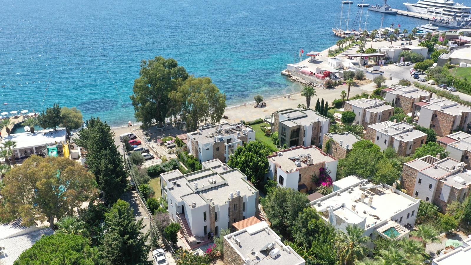 Bodrum Kumbahçede Ayrıcalıklı Konumda Denize Sıfır Bahçe Katı - Görsel 14