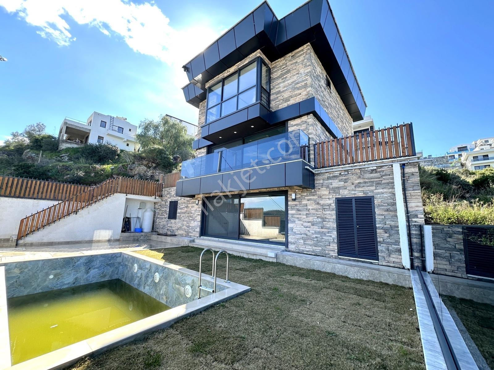 Adabükü Muhteşem Manzaralı Avrupalı Mimardan Delüks Yeni Villa - Görsel 30