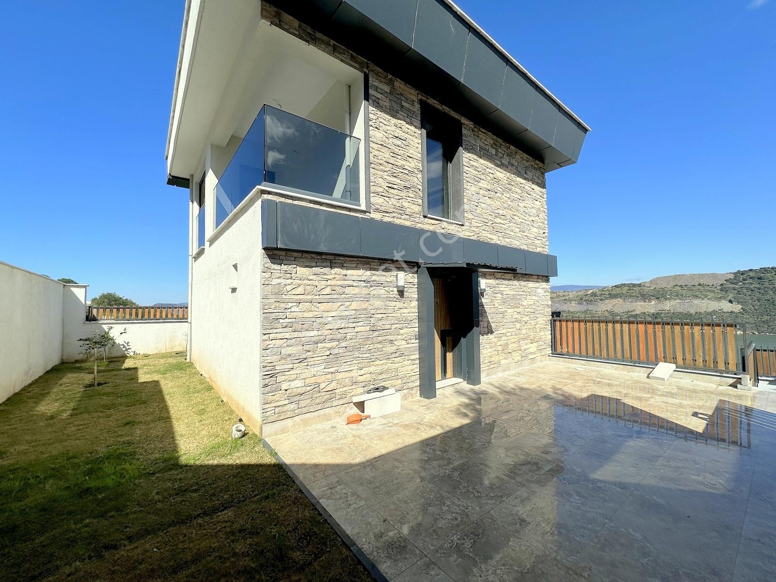 Adabükü Muhteşem Manzaralı Avrupalı Mimardan Delüks Yeni Villa - Görsel 20