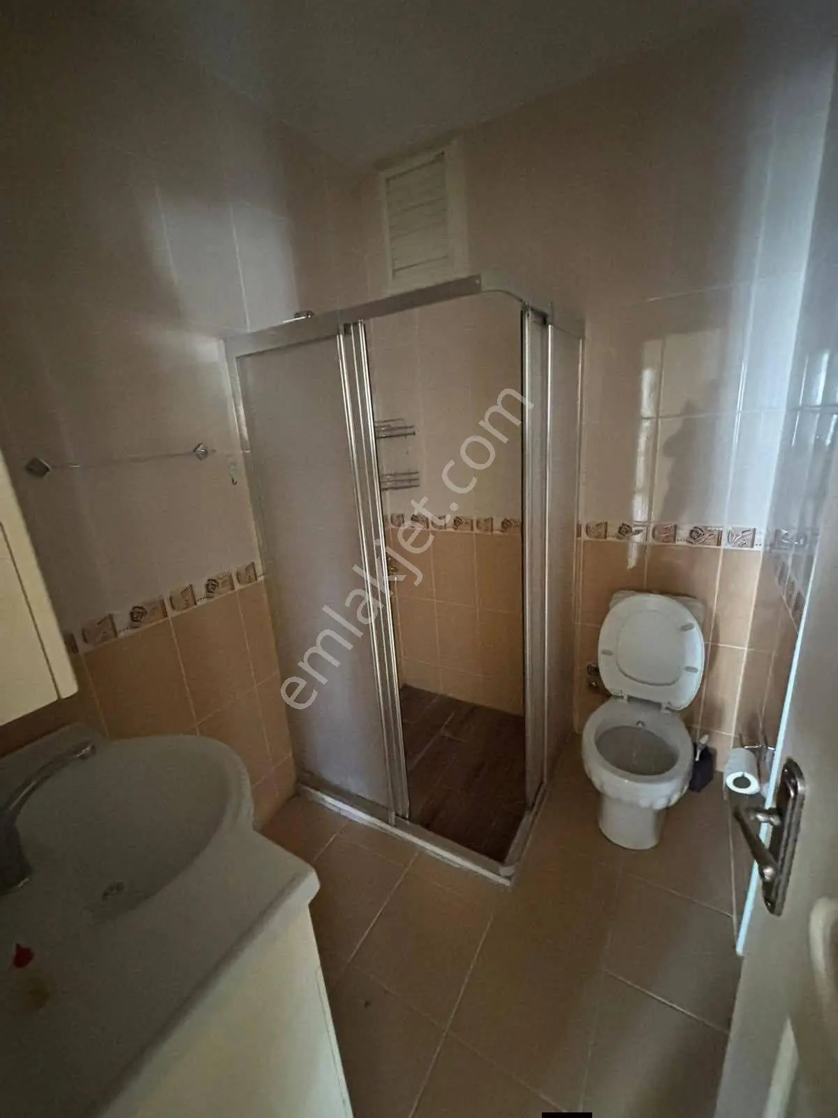 Samsun İlkadım Liman Mahallesi'nde Kat Tapulu 4.kat 3+1 Satılık Daire