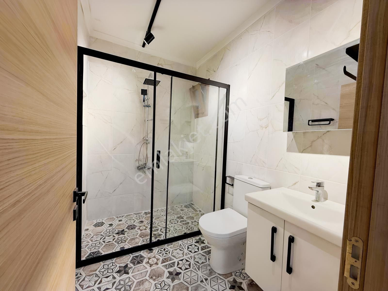 Denize 500 Metre Güzelçamlıda Nezih Lokasyonda 4+1 Villa - Görsel 10