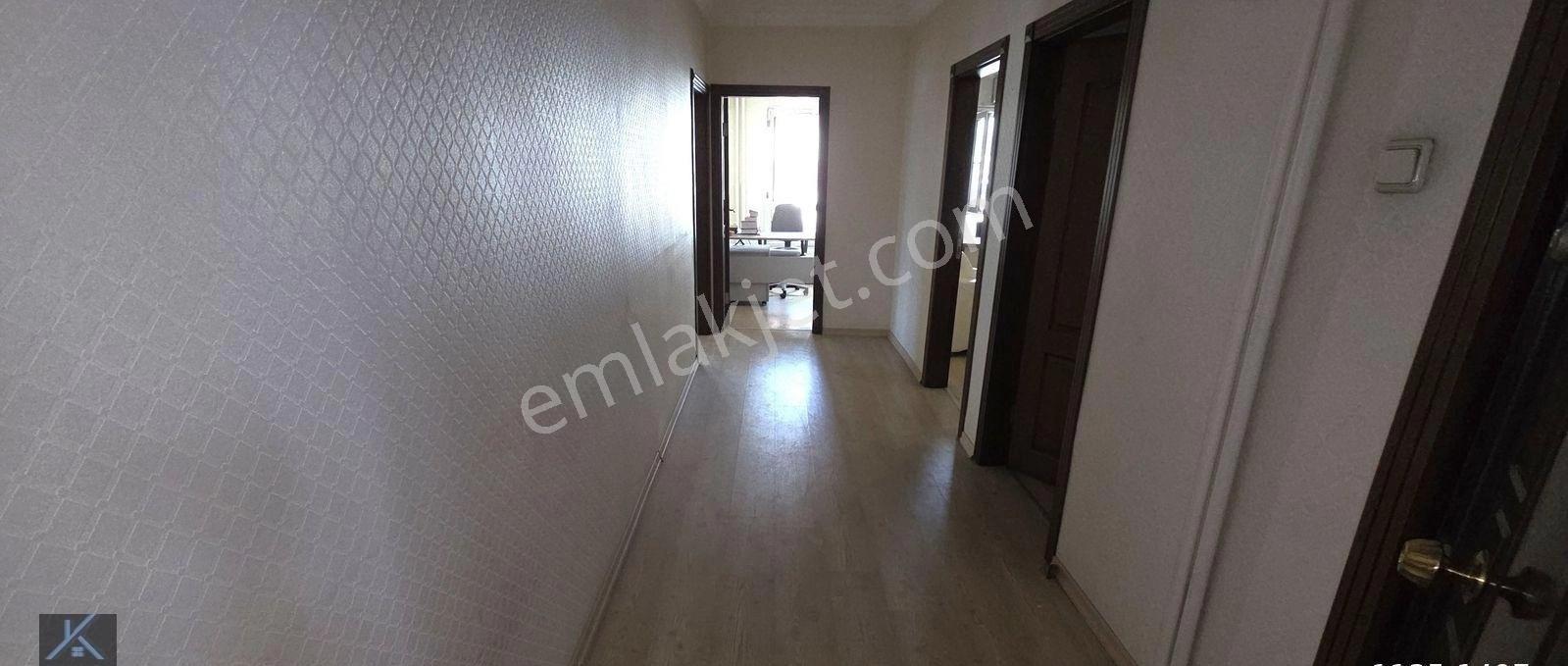 Satılık, 2+1 Ofis, Maltepe Merkezde, Kısmi Eşyalı - Görsel 7