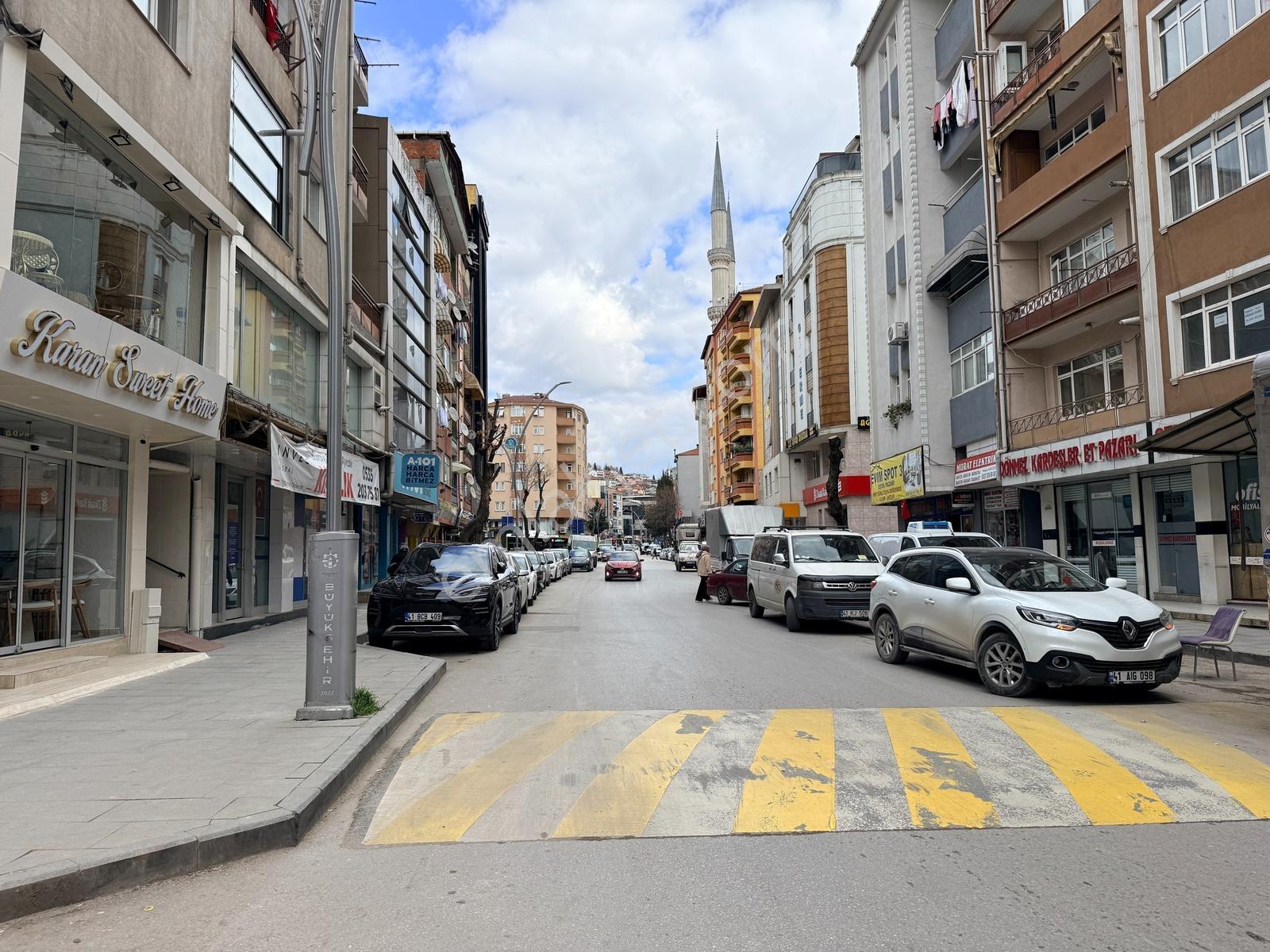 Cbakademi Turan Güneş Cd Devren Kiralık 450 M2 Mobilya Mağazası - Görsel 3