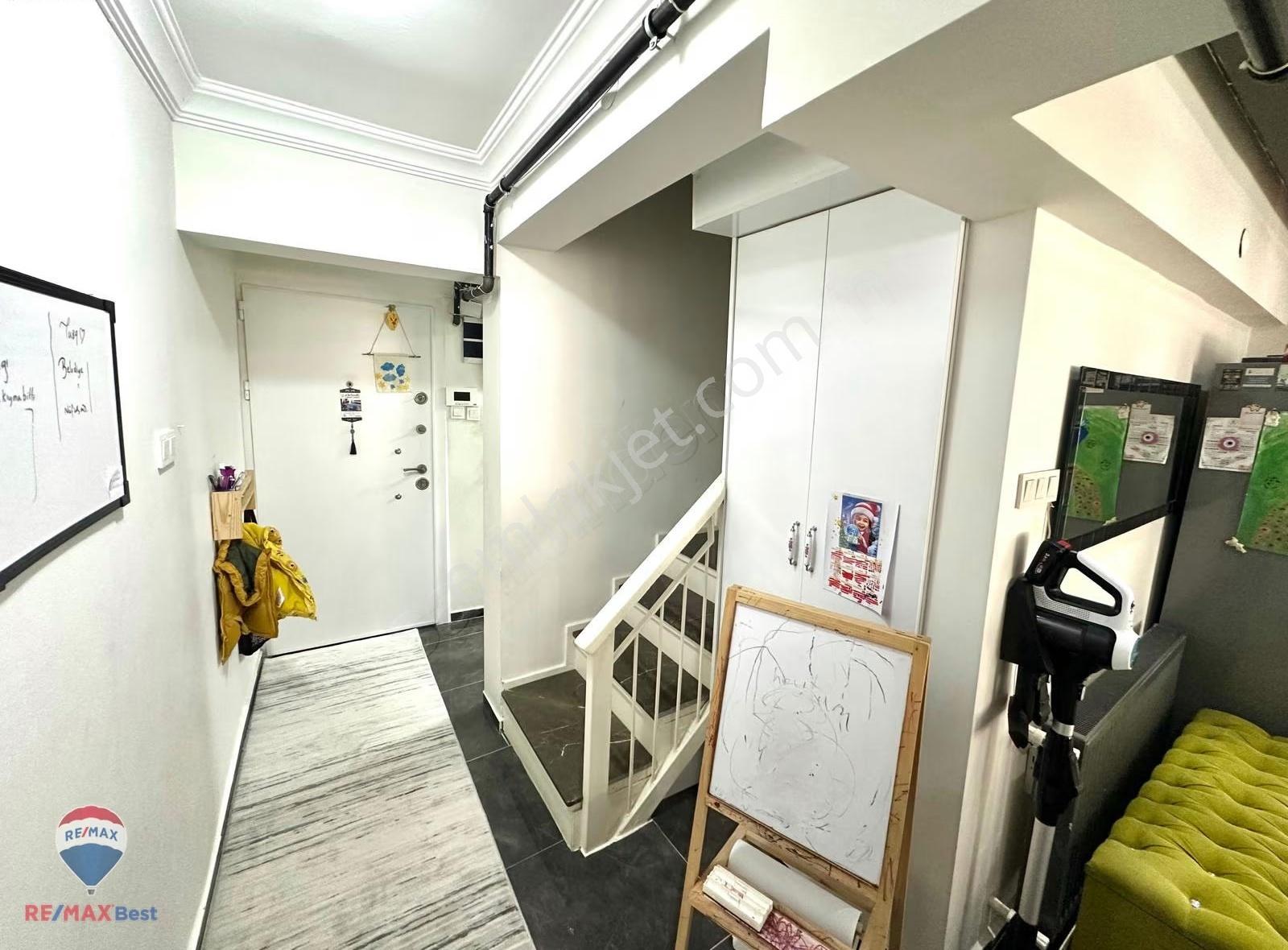63 Karşıyaka Merkez'de Full Tadilatlı Satılık Dubleks Daire - Görsel 3