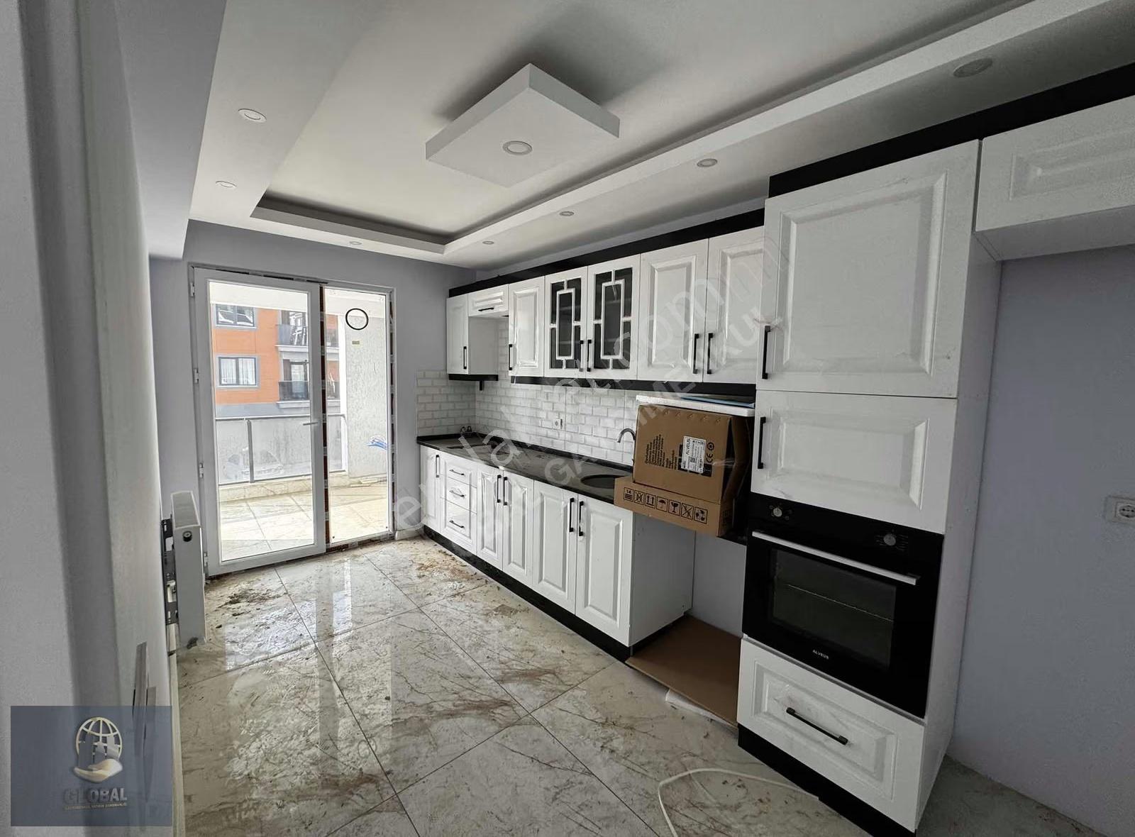 Hatip Sınırsız Kredi Ebeveyn Banyolu Sıfır 2+1 Satılık Daire