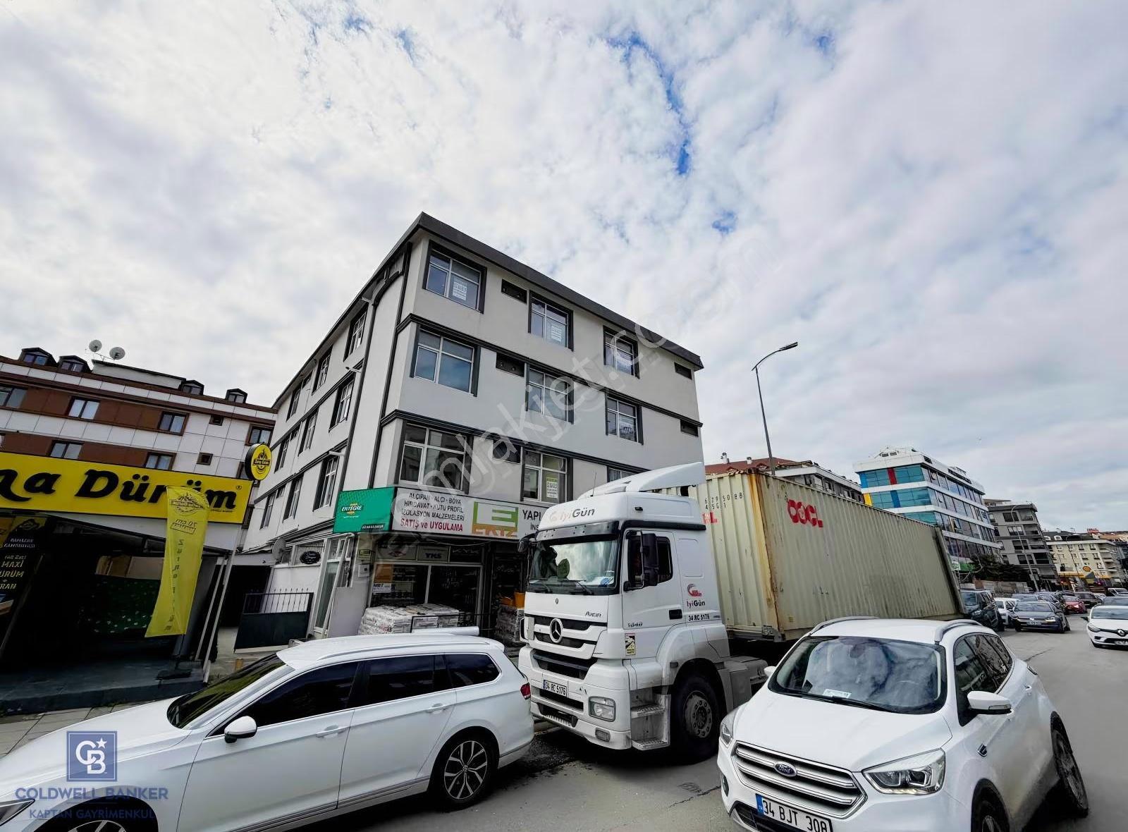 Bağdat Caddesi Üzerinde Yüksek Tabela Değerli Satılık 1+1