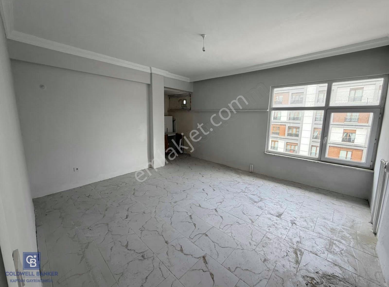 Bağdat Caddesi Üzerinde Yüksek Tabela Değerli Satılık 1+1 - Görsel 3