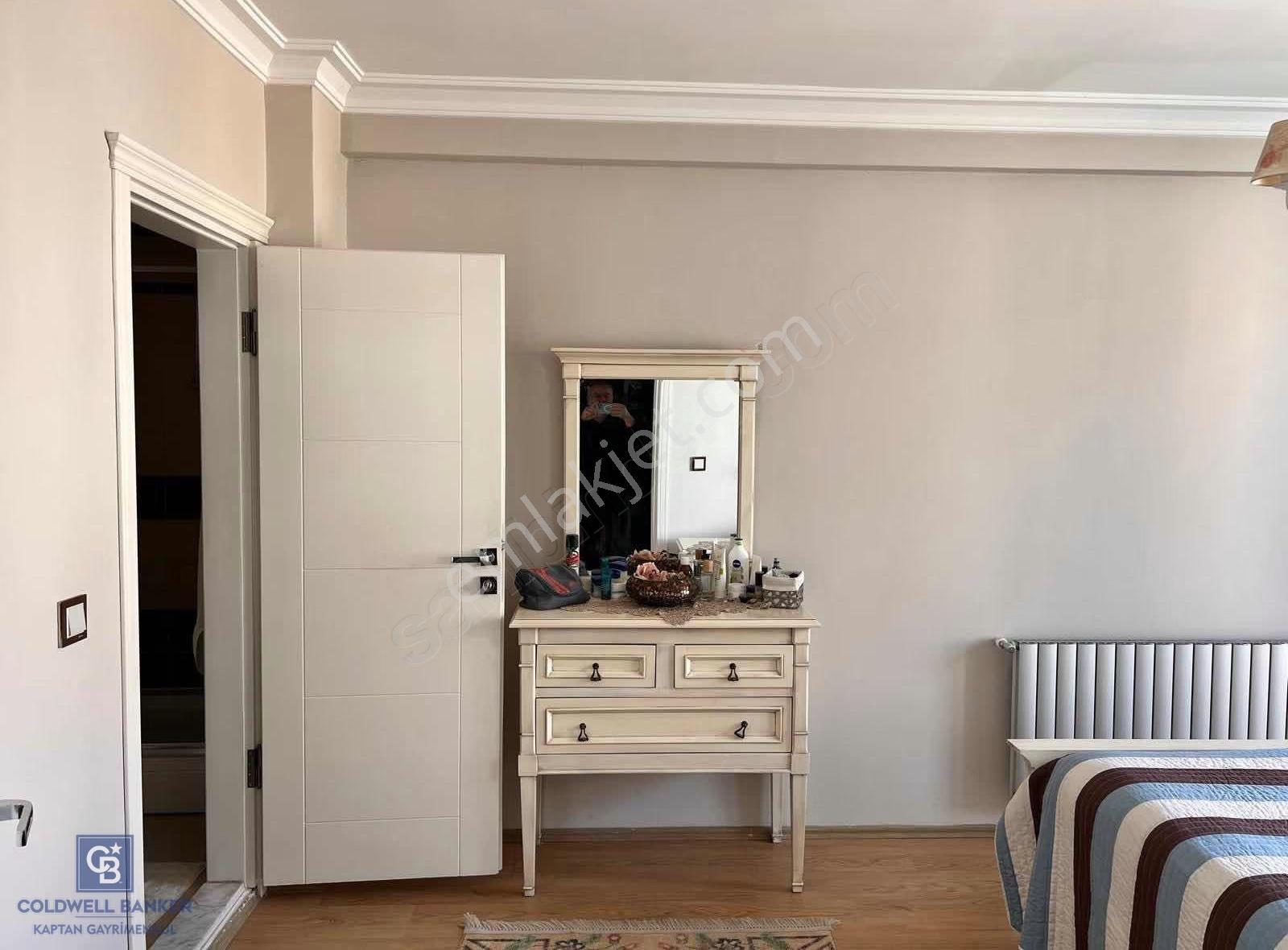 Topçular Valide Konakları'nda 6+1 Triplex Bahçeli Havuzlu Villa - Görsel 12