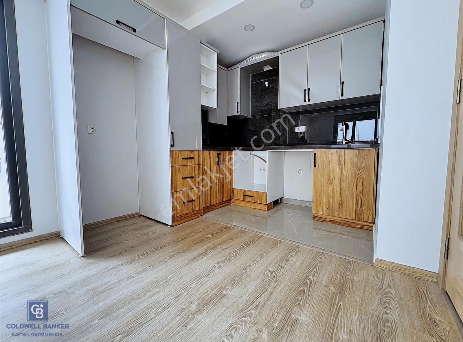 Kartal Cevizli Mahallesi 2+1 Giriş Kat Satılık Daire - Görsel 2