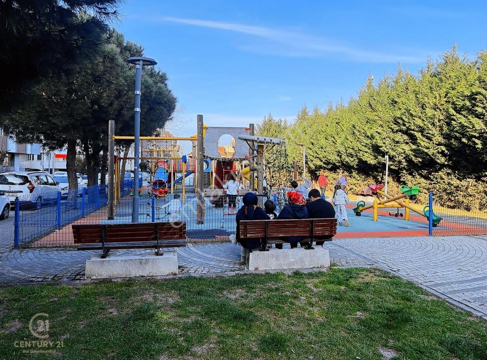 Atatürk Mah. 2+1 Merkezi Konum Kiralık Daire - Görsel 3