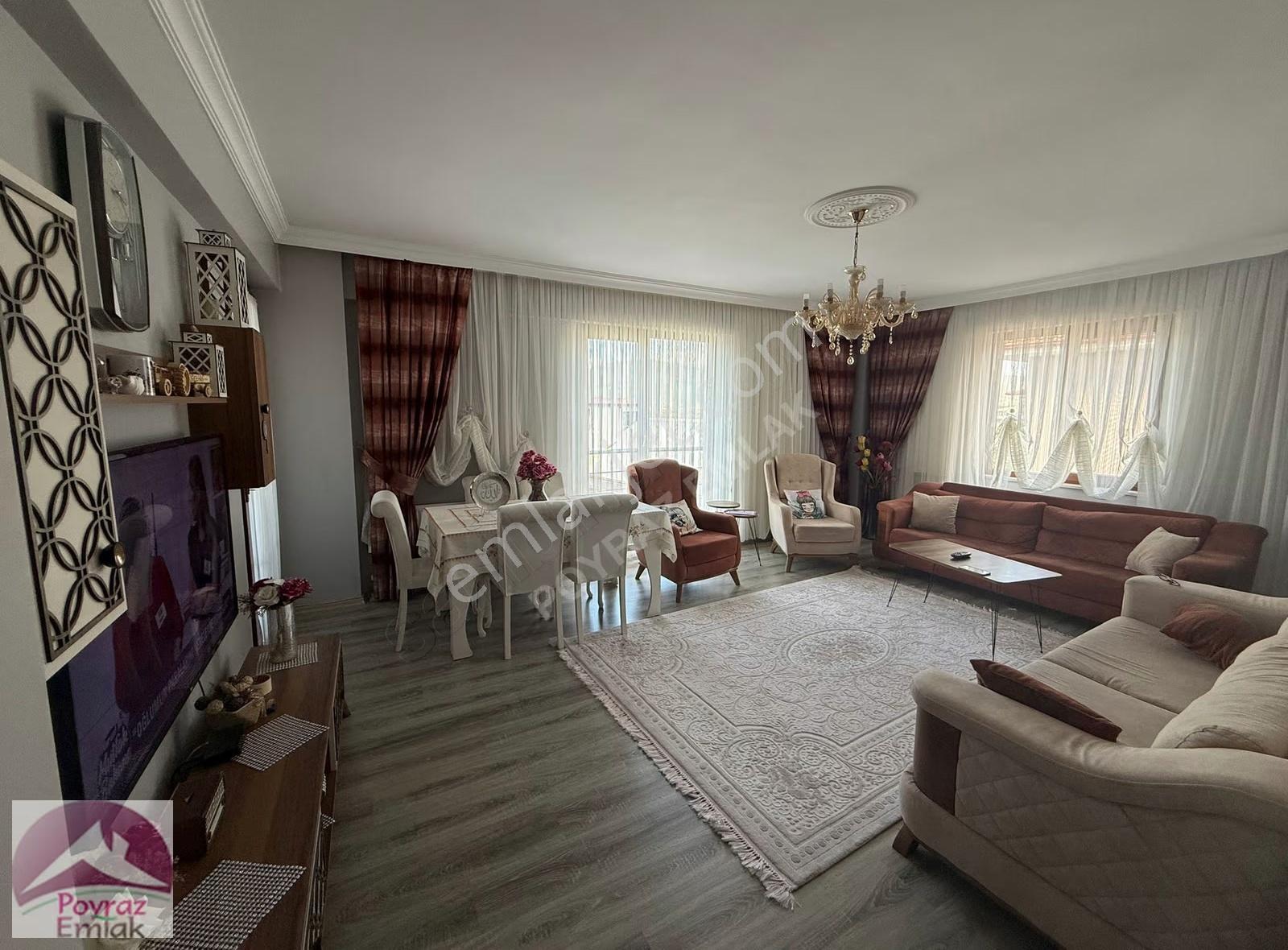 Cumayeri Çevrik'te Merkezi Konumda 110m² 2+1 Geniş Daire - Görsel 4