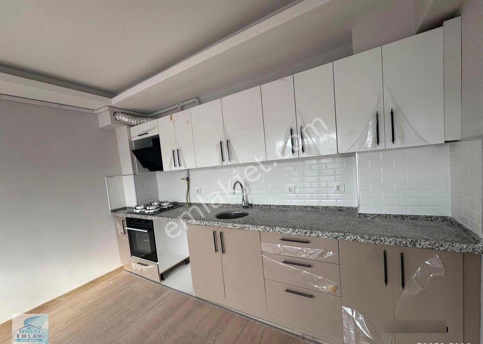 Bandırma Mavi Emlaktan Yeni Mahallede 65 Adet 2 Bloktan Oluşan 1+1 30adet Farklı Dairemiz Kiralıktır