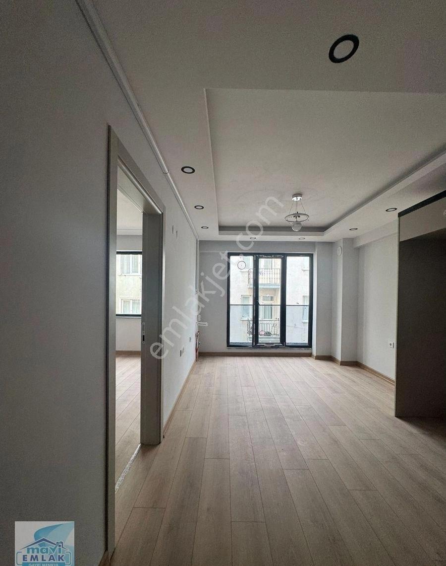 Mavi Emlaktan Atatürk Cad.belediye'nin Karşısında Kapalı Otoparklı 1+1 Lüks Daire - Görsel 22