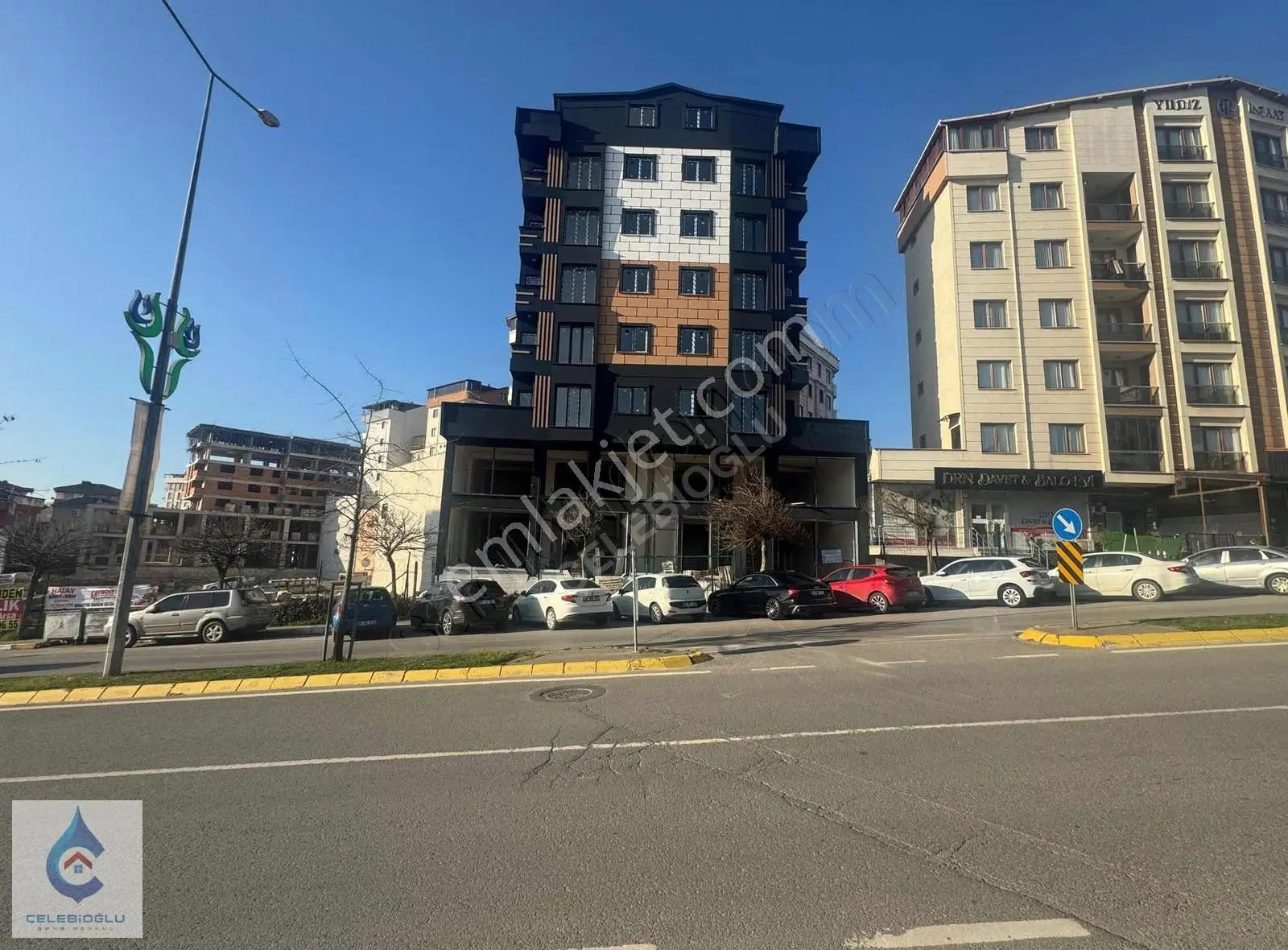 Çayırova Özgürlükte Rahmi Dibek Cd. Üzeri Satılık 2+1 Daire