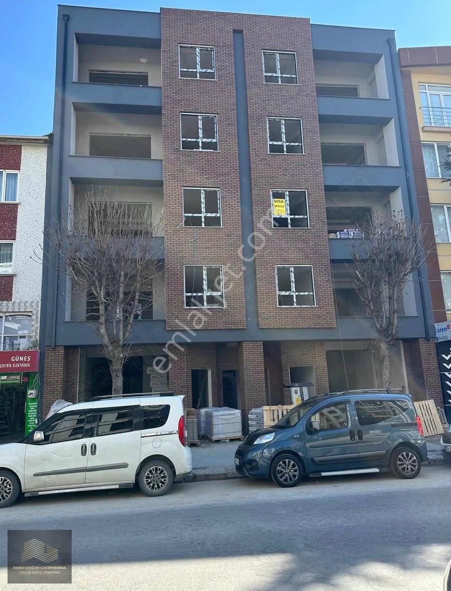 Orhan Oğuz Caddesi Üzerinde Satılık Lüks 156m2 3+1 Daire - Görsel 3