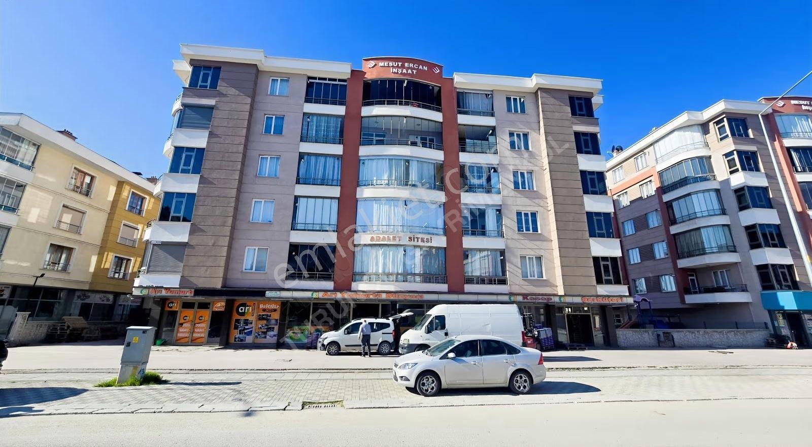 Çimenlik Cd. Cephe Satılık Arakat 2+1 Daire - Görsel 6
