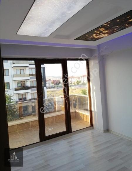 Afyon Hoca Ahmet Yesevi Mah. Yeşilpınar Sitesi 3+1 Kiralık Daire - Görsel 8