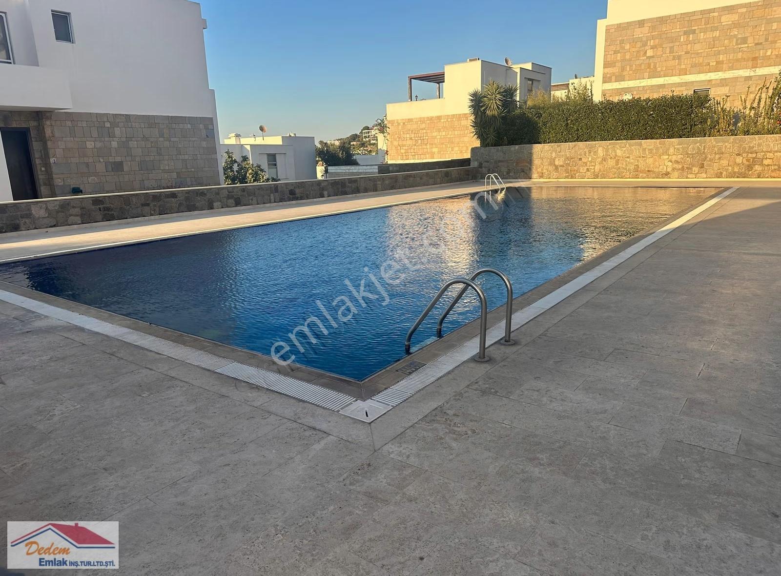 Fırsat Villa ! Bodrum Küçükbükte Deniz Manzaralı 4+1 Villa - Görsel 8