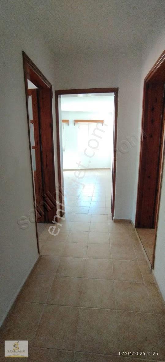 Bodrum Çarşı Mahallesi'nde Kiralık 2+1 Ofis / İş Yeri - Görsel 13