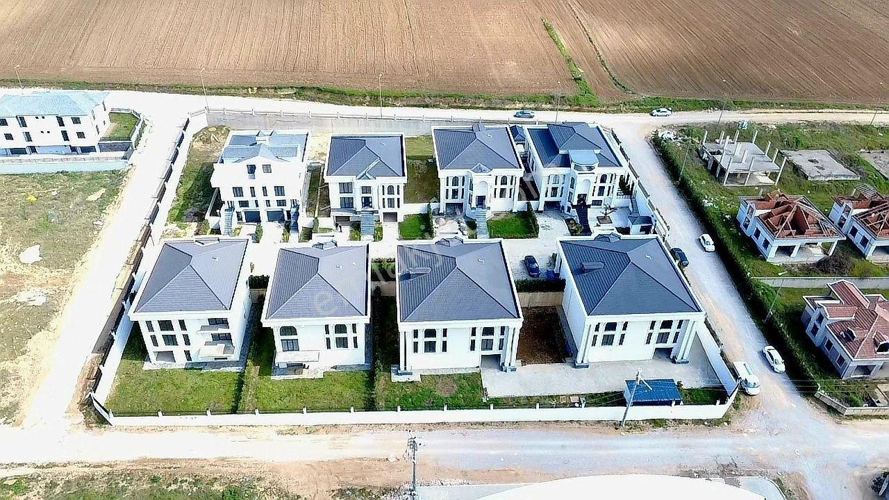 Dialog Leo Dan İnegöl Akhisarda Satılık 8+1 Na Tamam Villa - Görsel 7