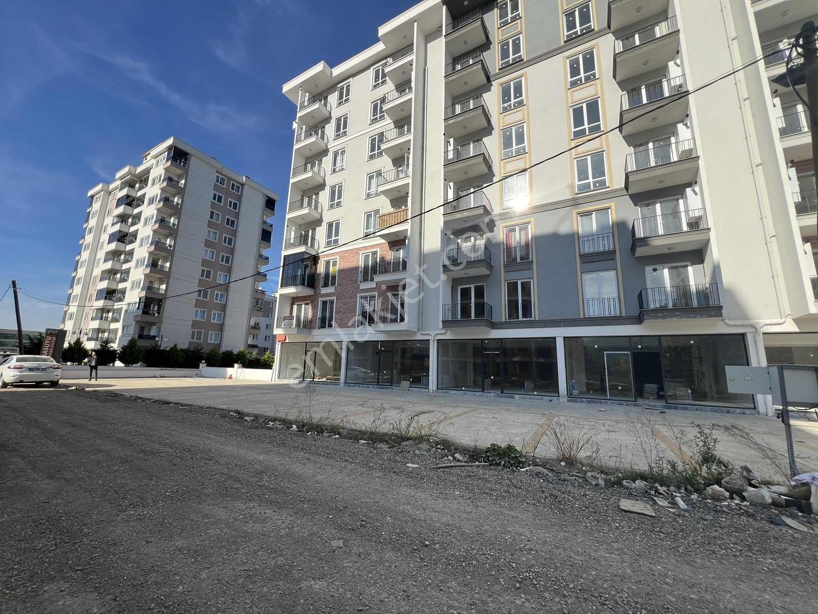 Ulaş Gayrimenkulden Şehir Hastanesi Mevki Kiralık Balkonlu 1+1 - Görsel 31