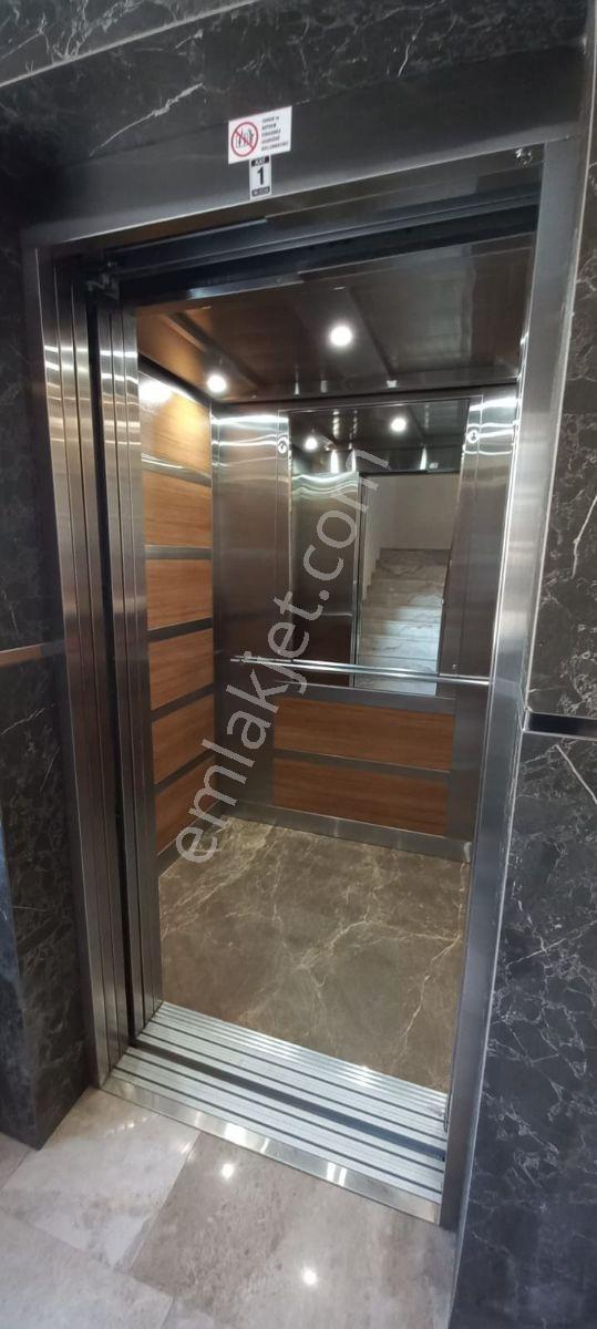 Kuşadası / Değirmendere Mahallesi 3+1 Doğalgazlı Daire - Görsel 14