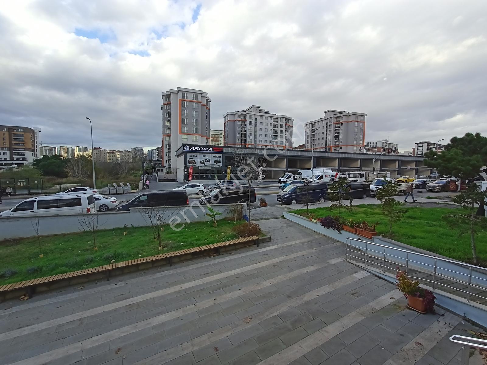 Havaalanı Yolu Üzerinde Reklam Değeri Çok Yüksek Mağaza Dükkan - Görsel 21