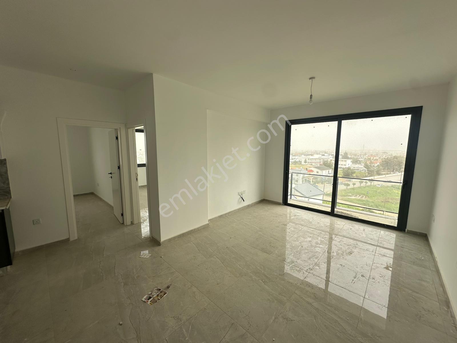 Satılık 2+1 Boş Daire Yeni Boğaziçi Merkezi - Görsel 2