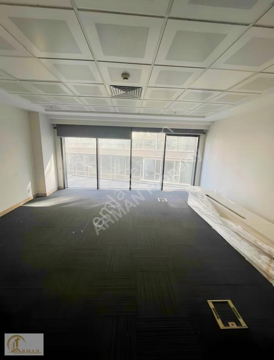 Nef 09 Plaza'da Metroya Çok Yakın Satılık Fırsat Boş Ofis - Görsel 15