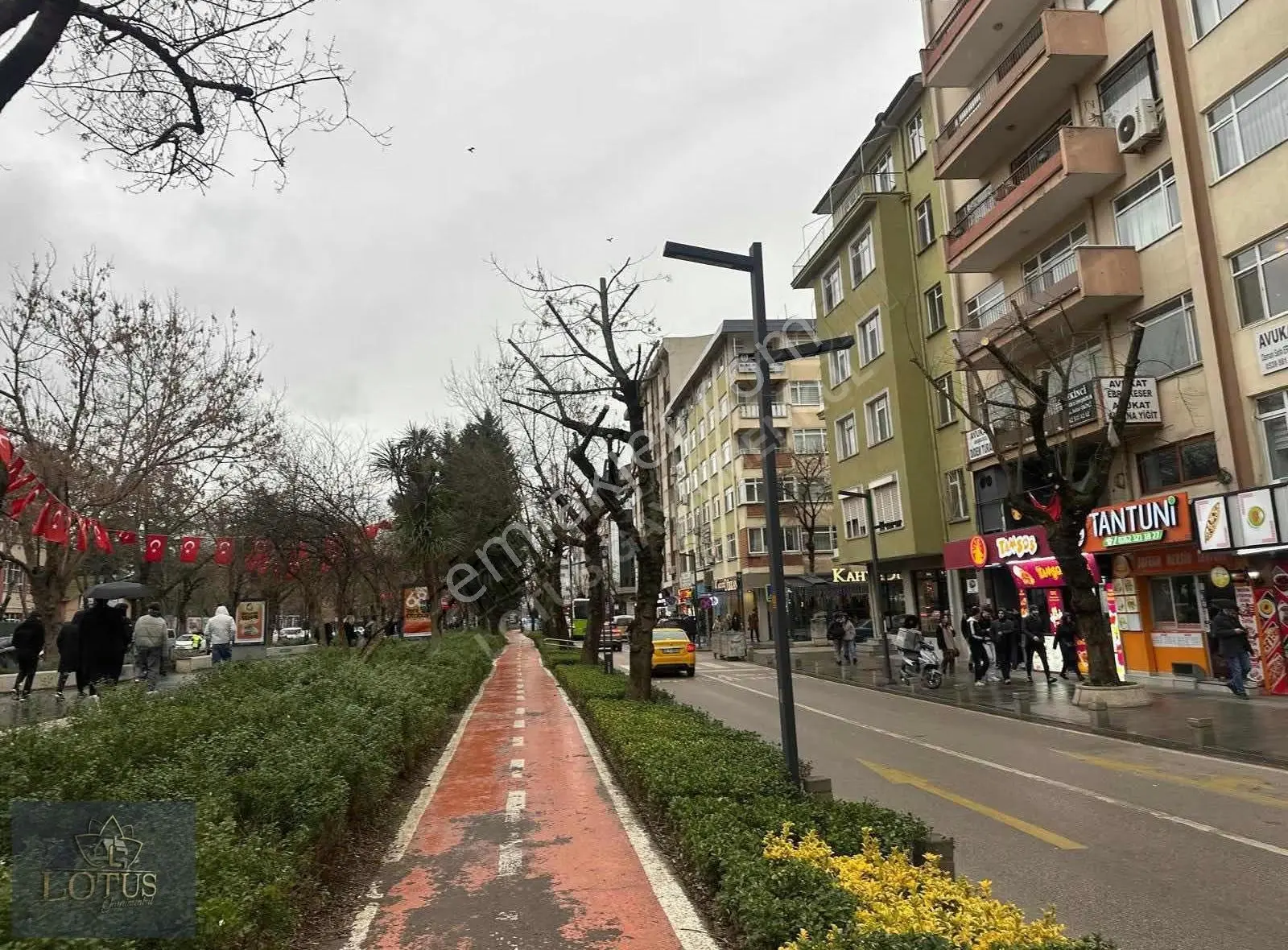 İzmit Çarşının Kalbinde Yürüyüş Yolunda Kiracılı 2+1 Daire - Görsel 11