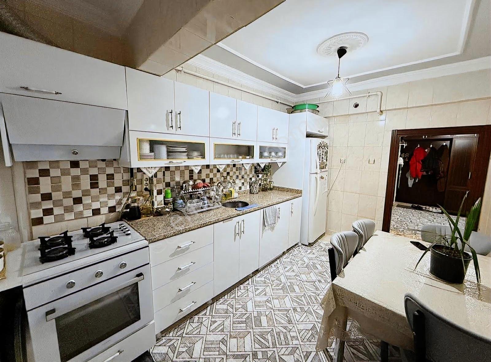 Viva'dan Bağlar Peynir Pazarı Yanı Bakımlı Satılık Daire