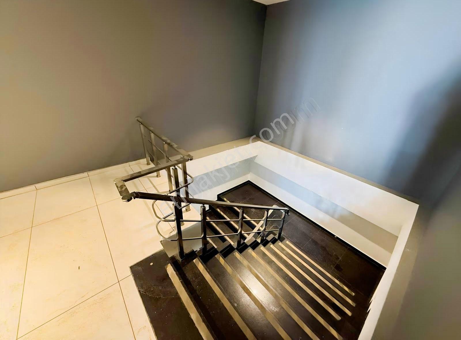 Urfa Yolu 2ve3.kat+teras Kiralık Prestijli Kurumsal İşyeri /büro - Görsel 32