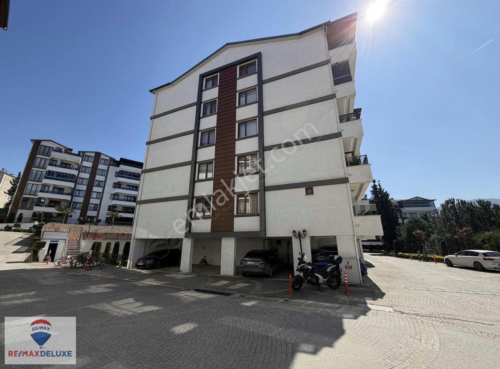Gölcük Donanma Mah. Altın Evler Sitesi Satılık 3+1 Bahçe Dubleks - Görsel 10